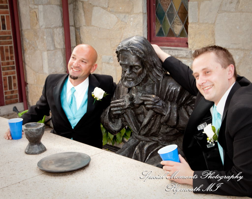 Heather & Marcin at National Shrine of the Little Flower Royal Oak MI wedding photography