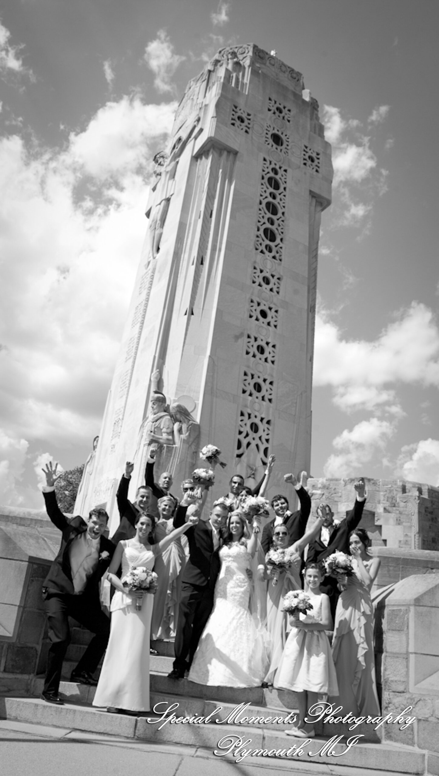 Heather & Marcin at National Shrine of the Little Flower Royal Oak MI wedding photography