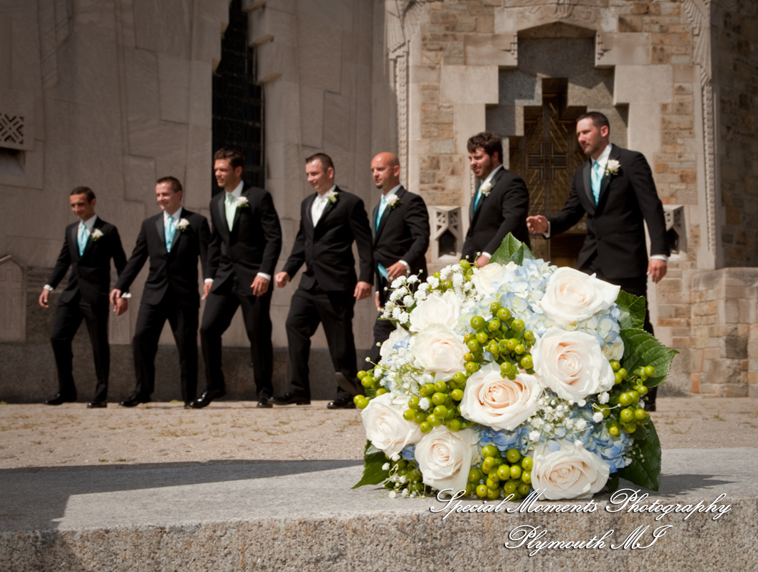 Heather & Marcin at National Shrine of the Little Flower Royal Oak MI wedding photography