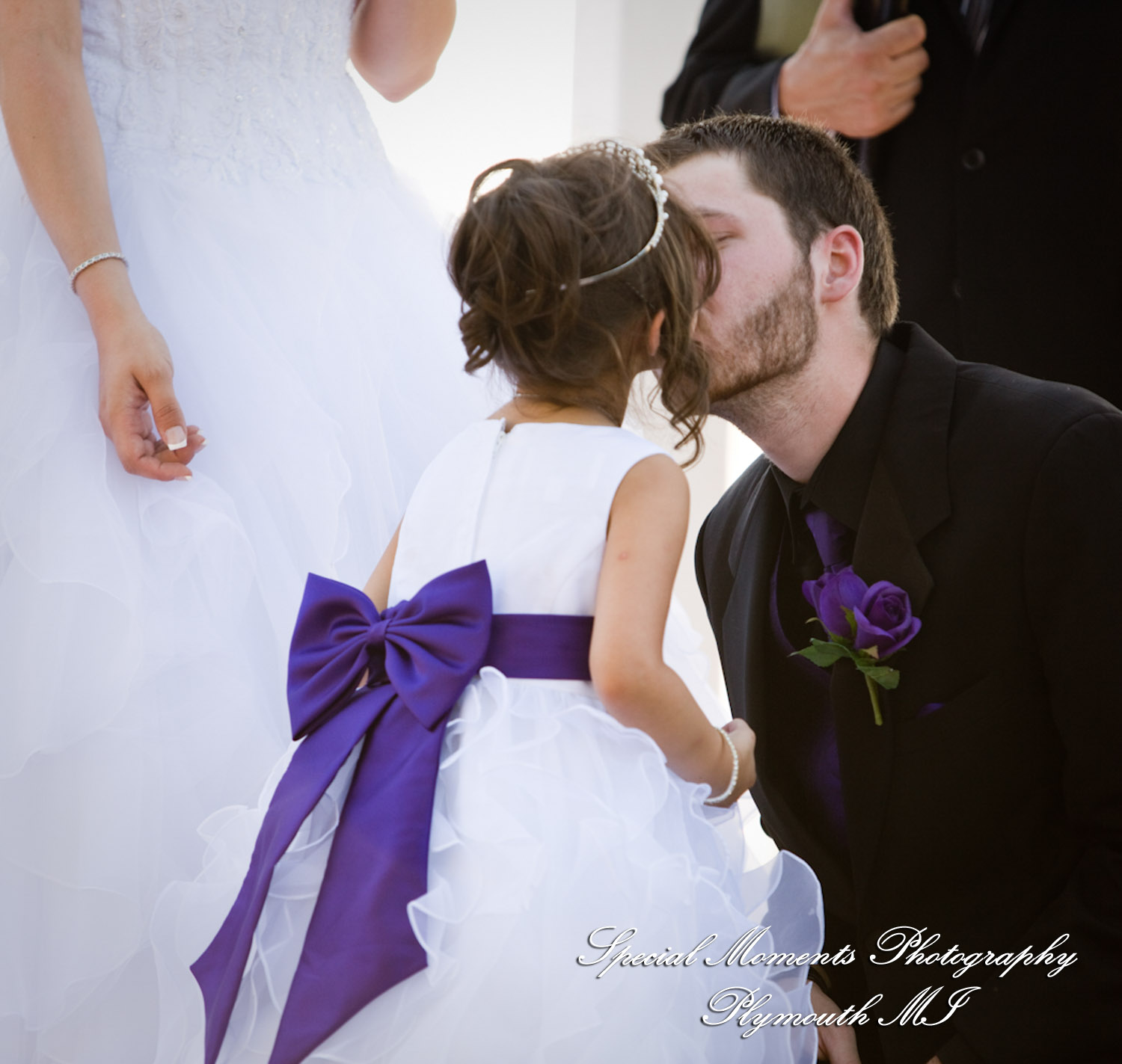 Alexandra & Jon at Stony Creek Metropark Shelby Twp MI wedding photography