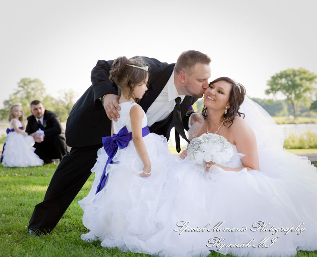 Alexandra & Jon at Stony Creek Metropark Shelby Twp MI wedding photography