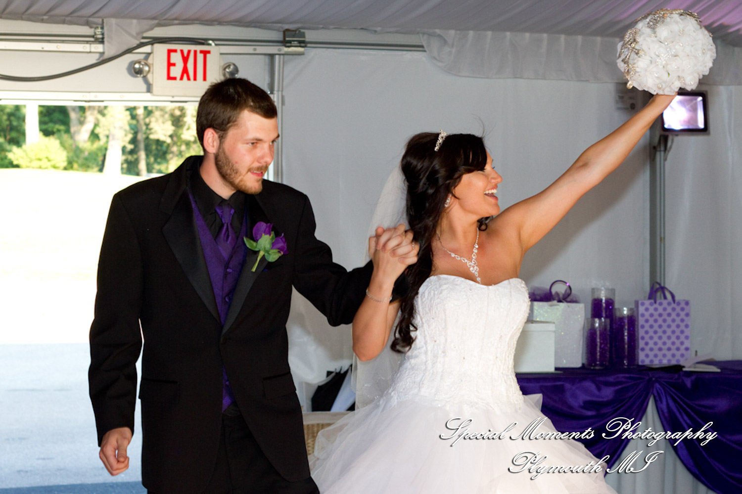 Alexandra & Jon at Stony Creek Metropark Shelby Twp MI wedding photography