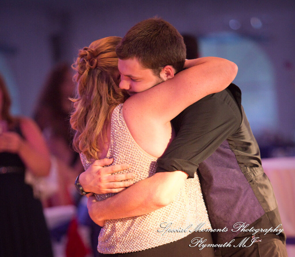 Alexandra & Jon at Stony Creek Metropark Shelby Twp MI wedding photography