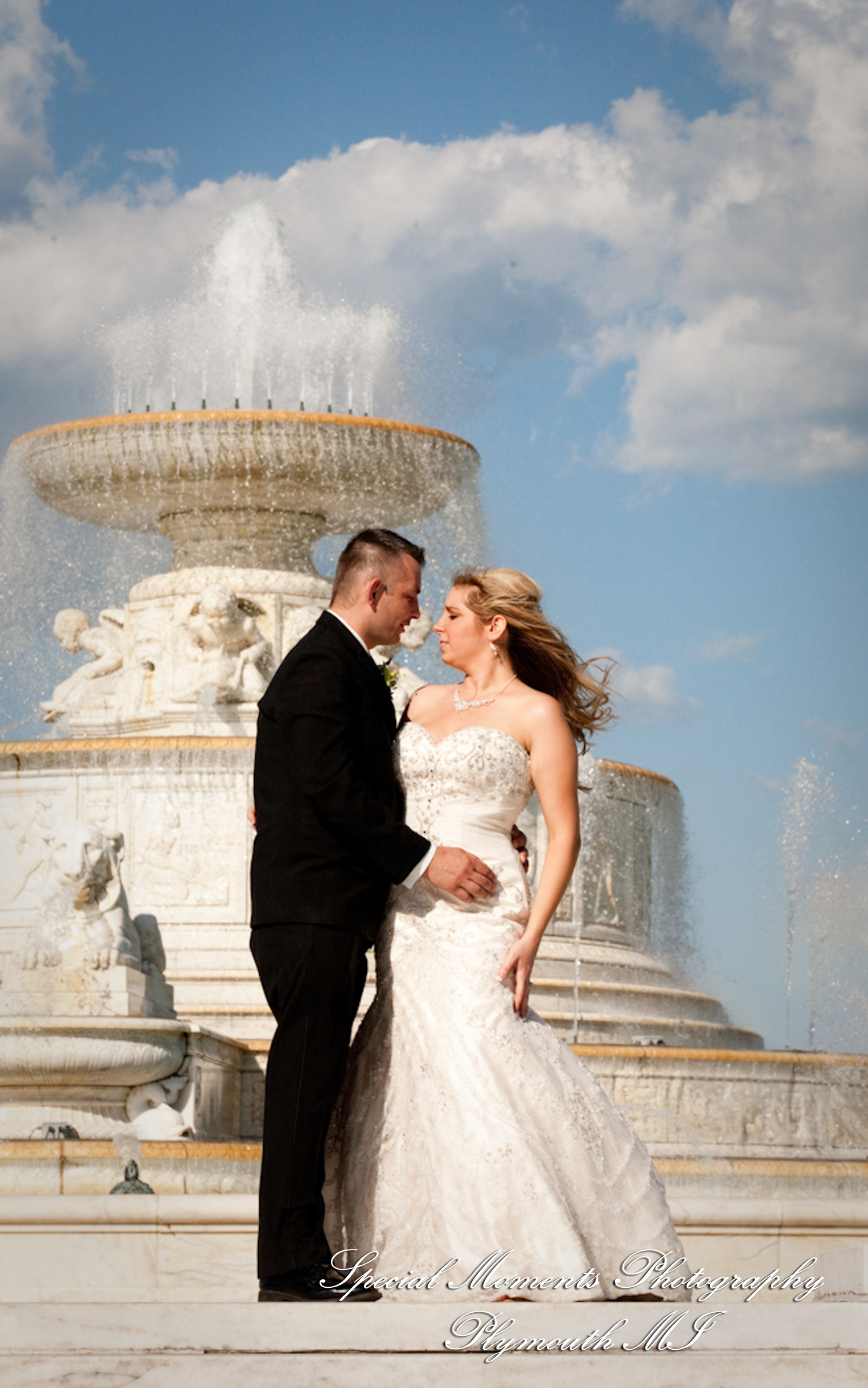 Heather & Marcin at Detroit Yacht Club Detroit MI wedding photography