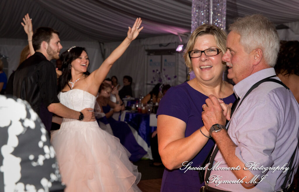 Alexandra & Jon at Stony Creek Metropark Shelby Twp MI wedding photography