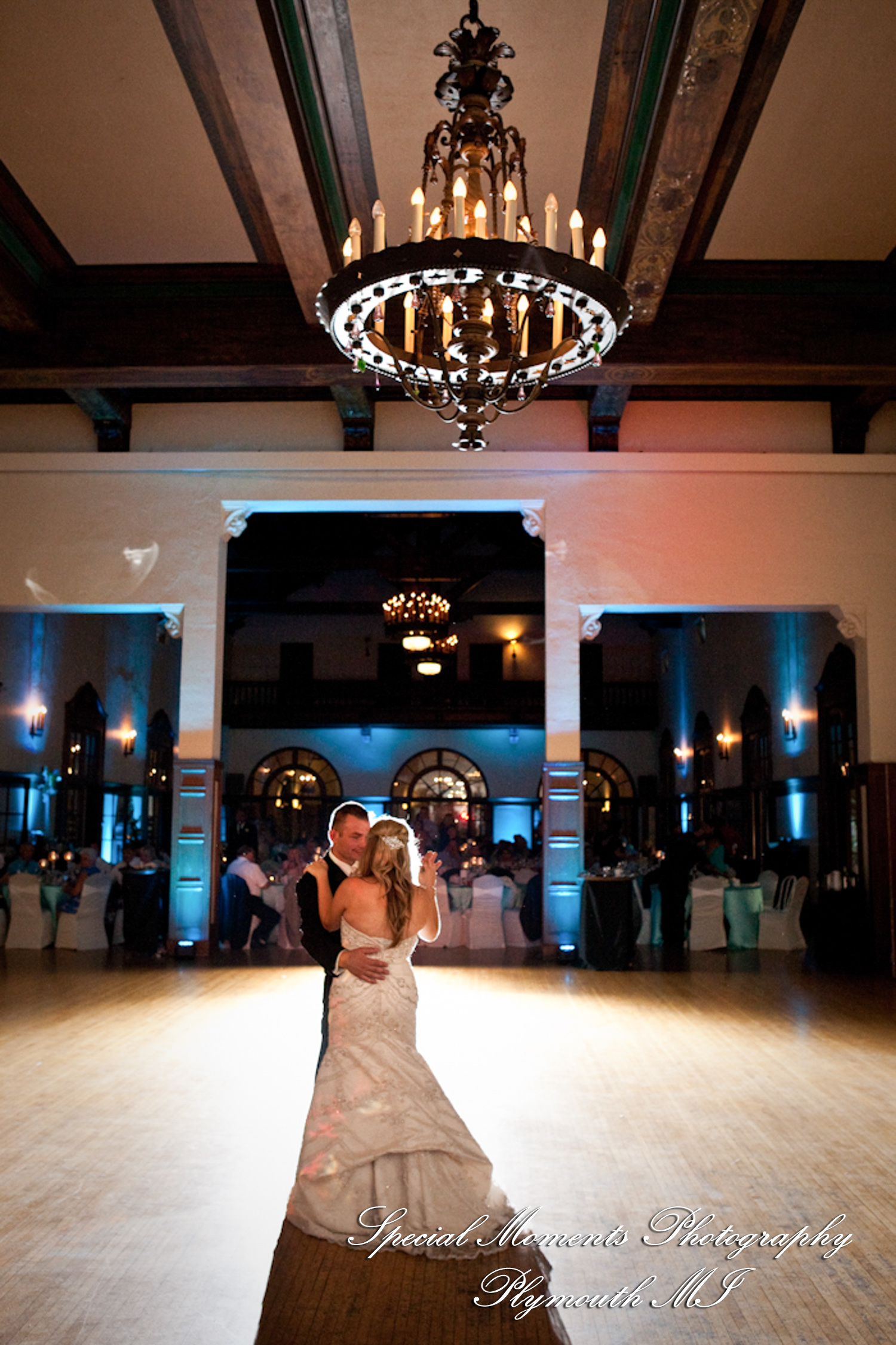 Heather & Marcin at Detroit Yacht Club Detroit MI wedding photography