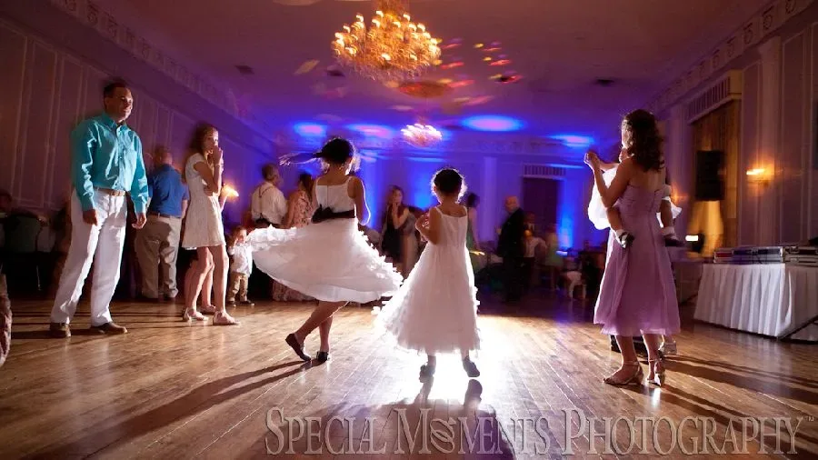 Meeting House Grand Ballroom Plymouth MI wedding photograph