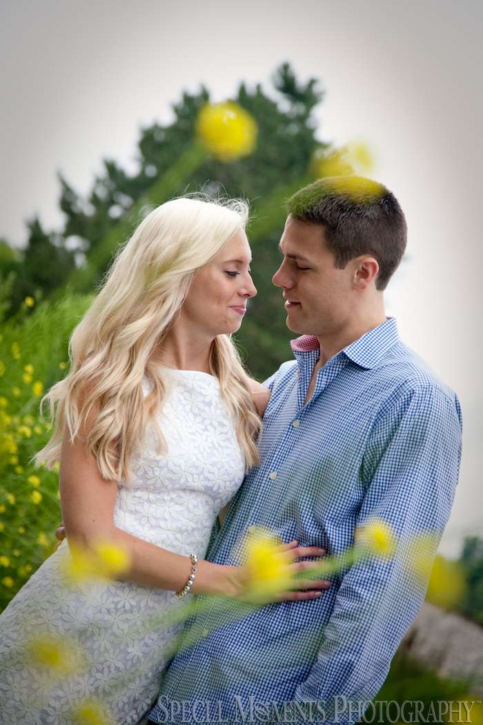 Meininger Park Royal Oak MI wedding photograph