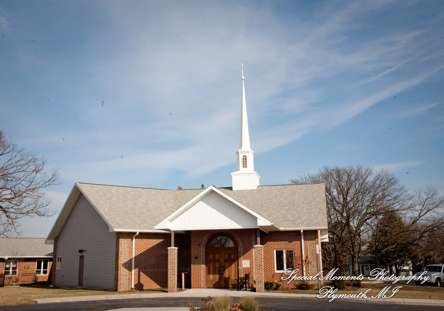 St. John Episcopal Church Howell MI wedding photograph