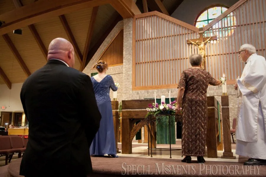 St. Thomas A-Becket Canton MI wedding photograph