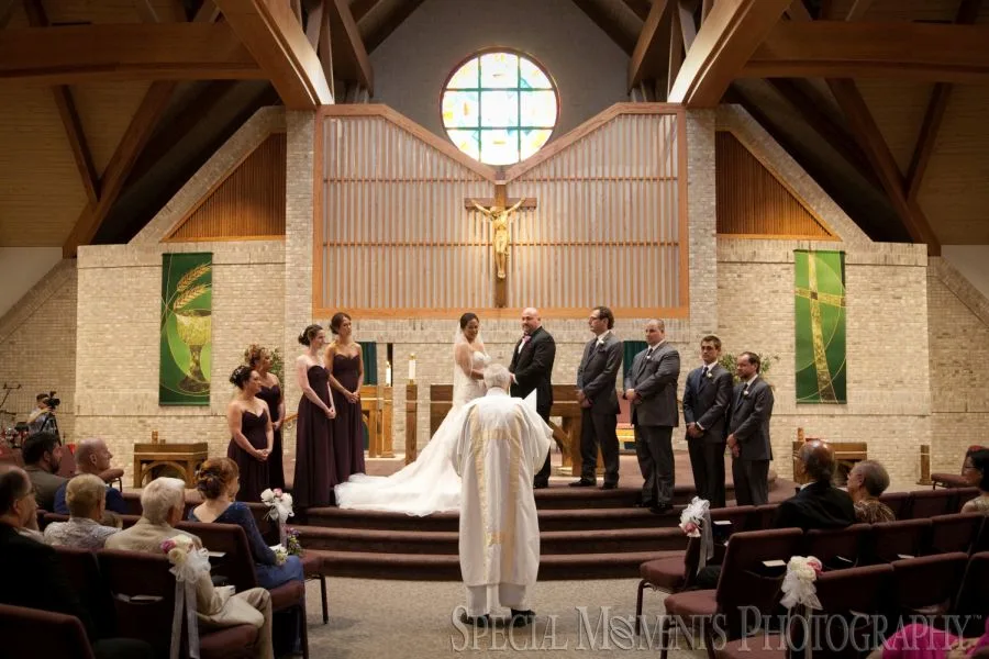St. Thomas A-Becket Canton MI wedding photograph