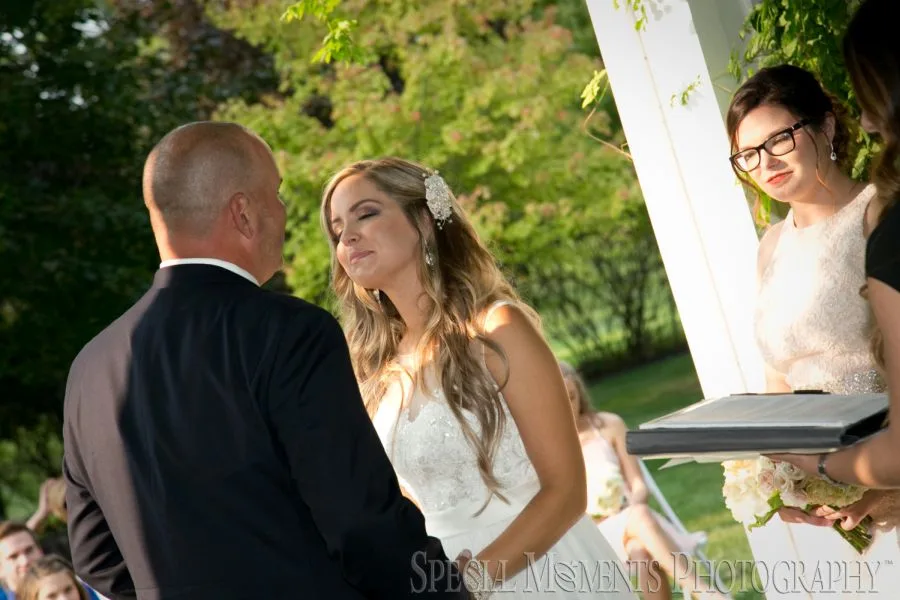 Wellers Carriage House Saline MI wedding photograph