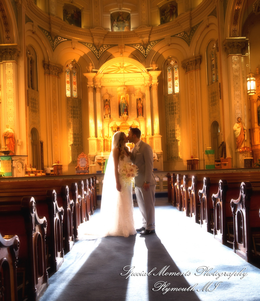 Jennifer & Robert at Old St. Mary's Detroit MI wedding photography