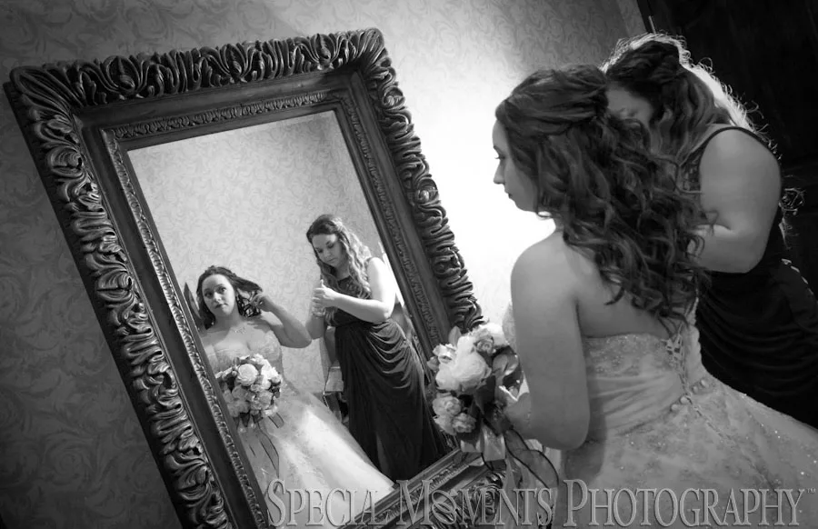 Detroit Athletic Club wedding photograph