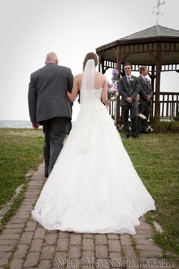 VFW Saint Clair Shores MI wedding photograph