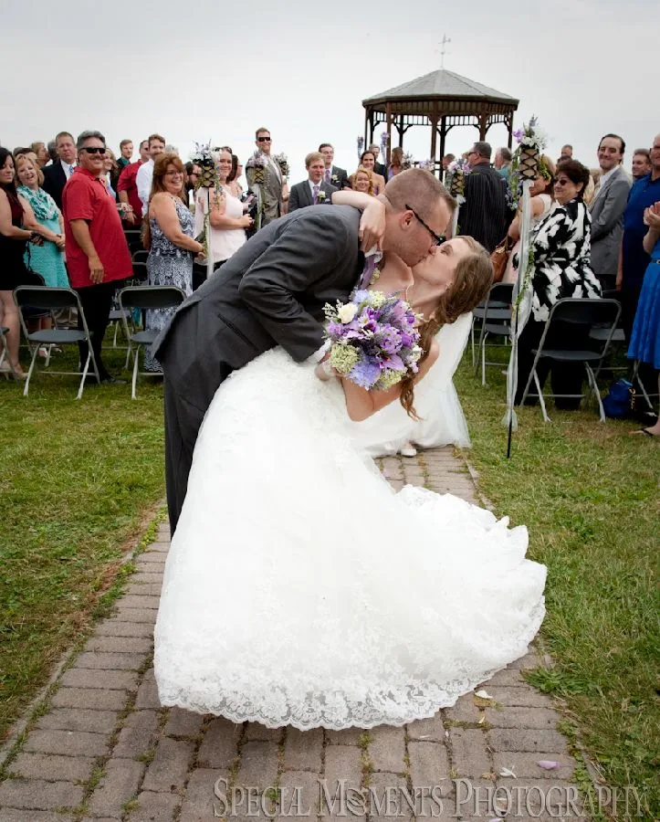 VFW Saint Clair Shores MI wedding photograph