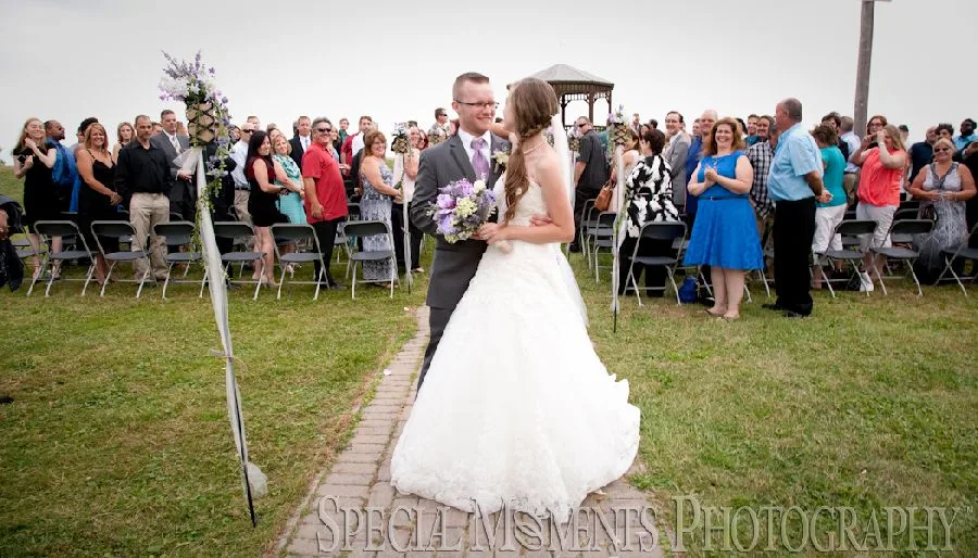 VFW Saint Clair Shores MI wedding photograph