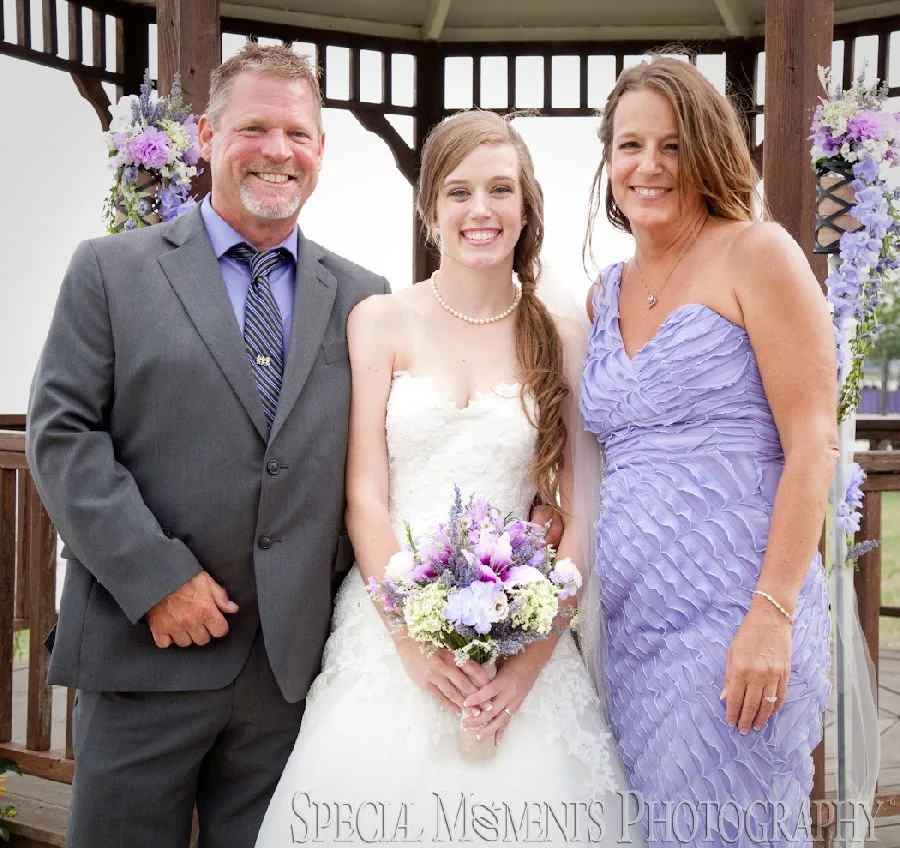 VFW Saint Clair Shores MI wedding photograph