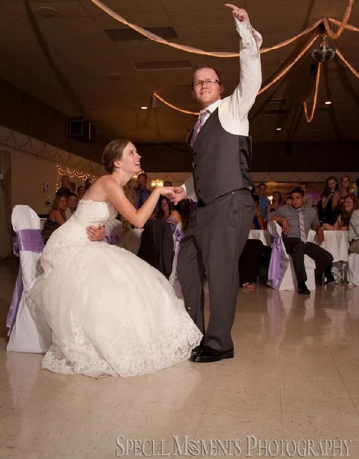 VFW Saint Clair Shores MI wedding photograph