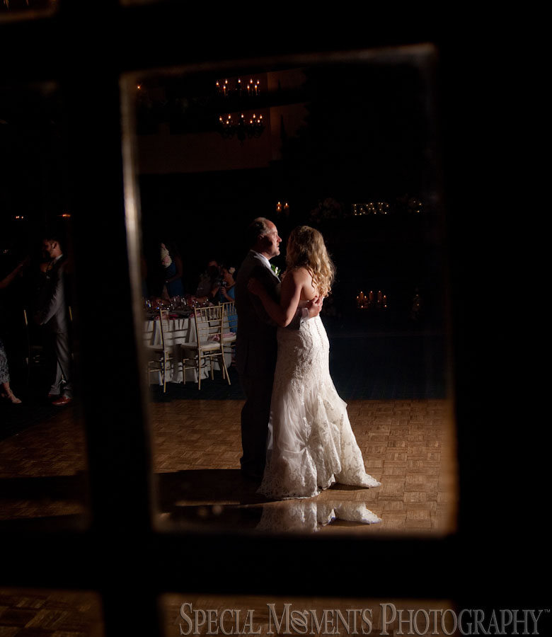 Indianwood Golf Country Club Lake Orion MI wedding photograph