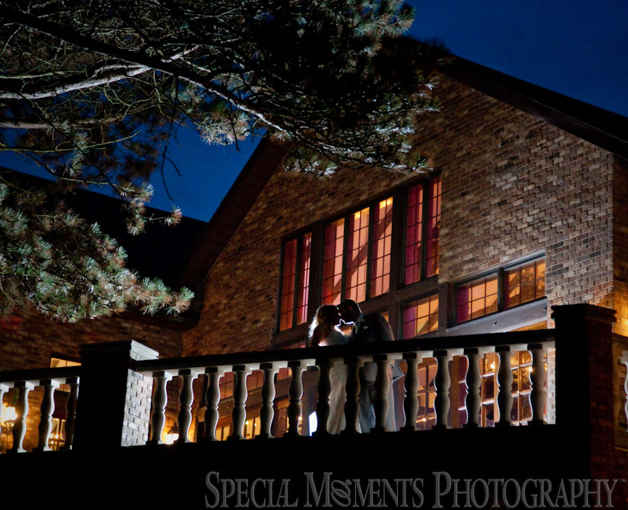 Indianwood Golf Country Club Lake Orion MI wedding photograph
