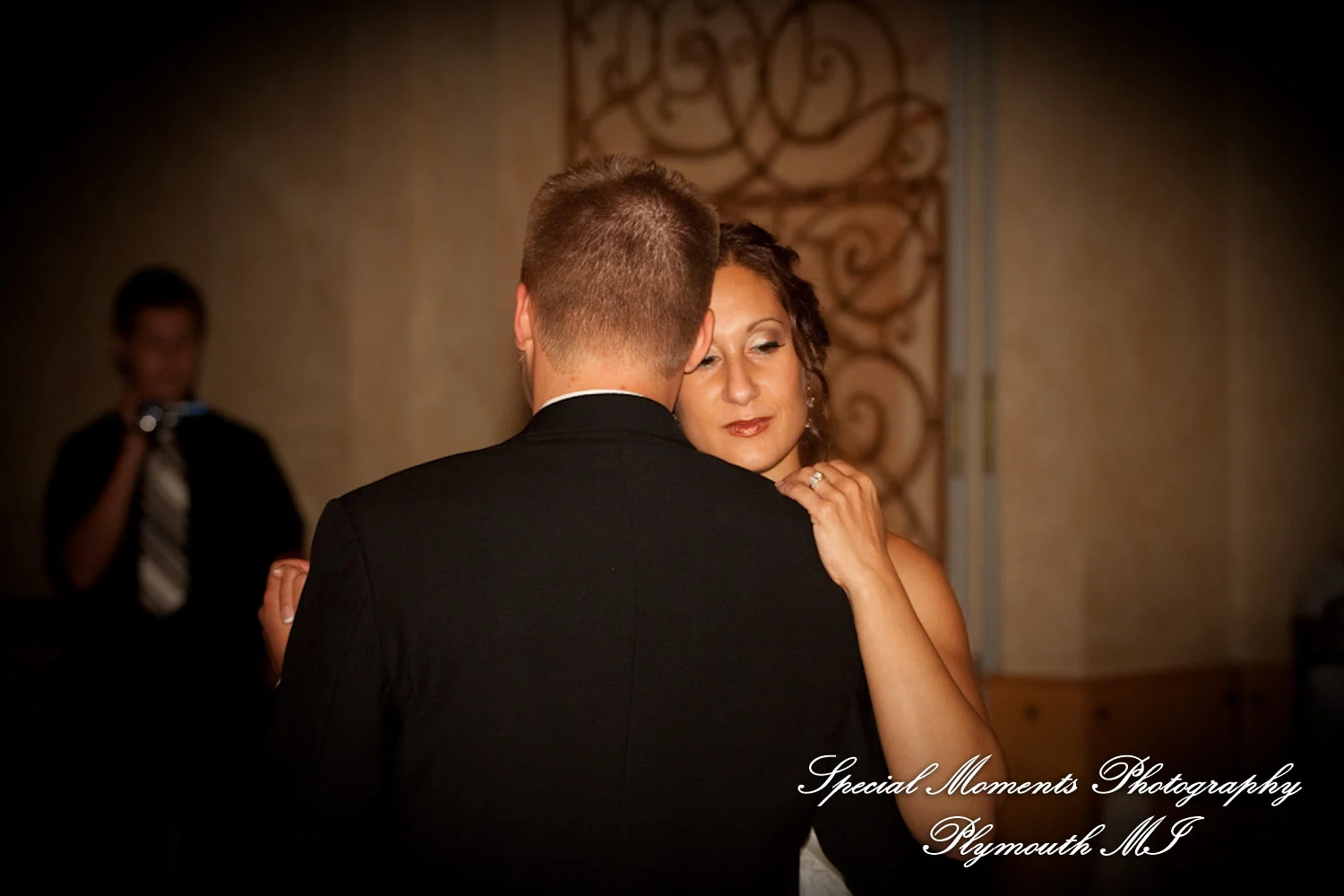 Andiamos Dearborn MI wedding photograph