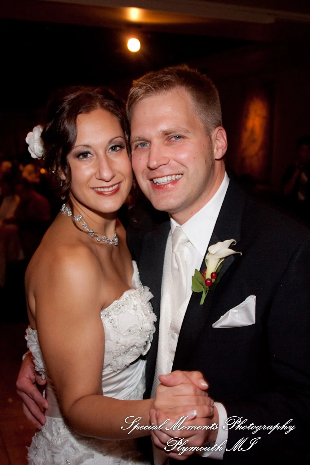 Andiamos Dearborn MI wedding photograph