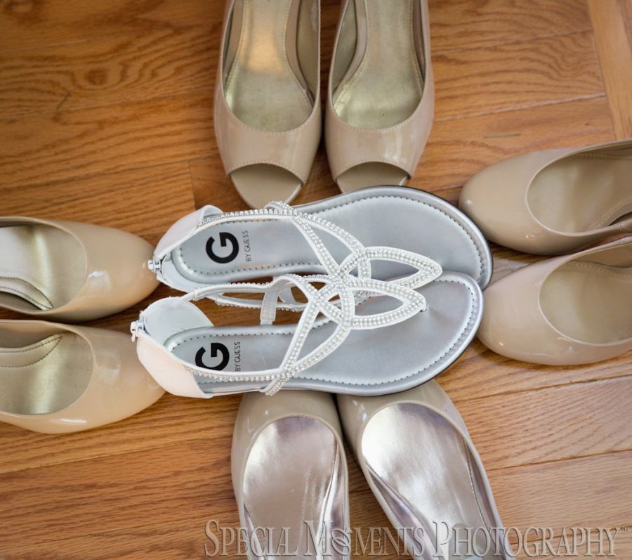 Our Lady of the Lakes Waterford MI wedding photograph