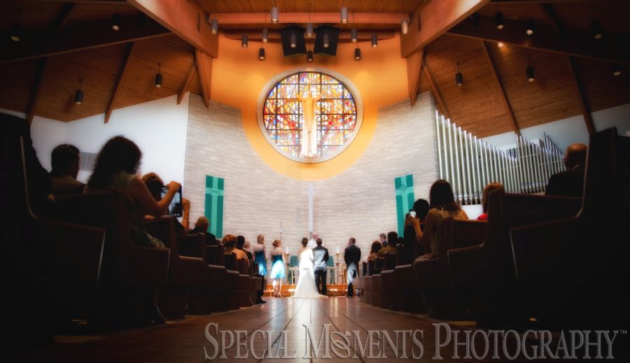 Our Lady of the Lakes Waterford MI wedding photograph