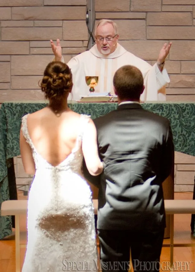 Our Lady of the Lakes Waterford MI wedding photograph