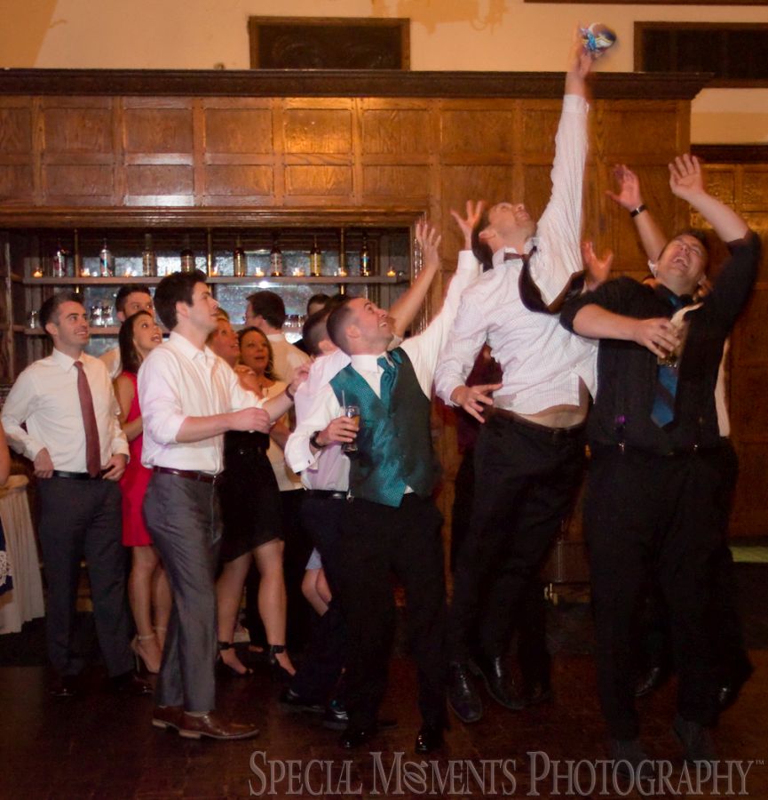 Indianwood Golf Country Club Lake Orion MI wedding photograph