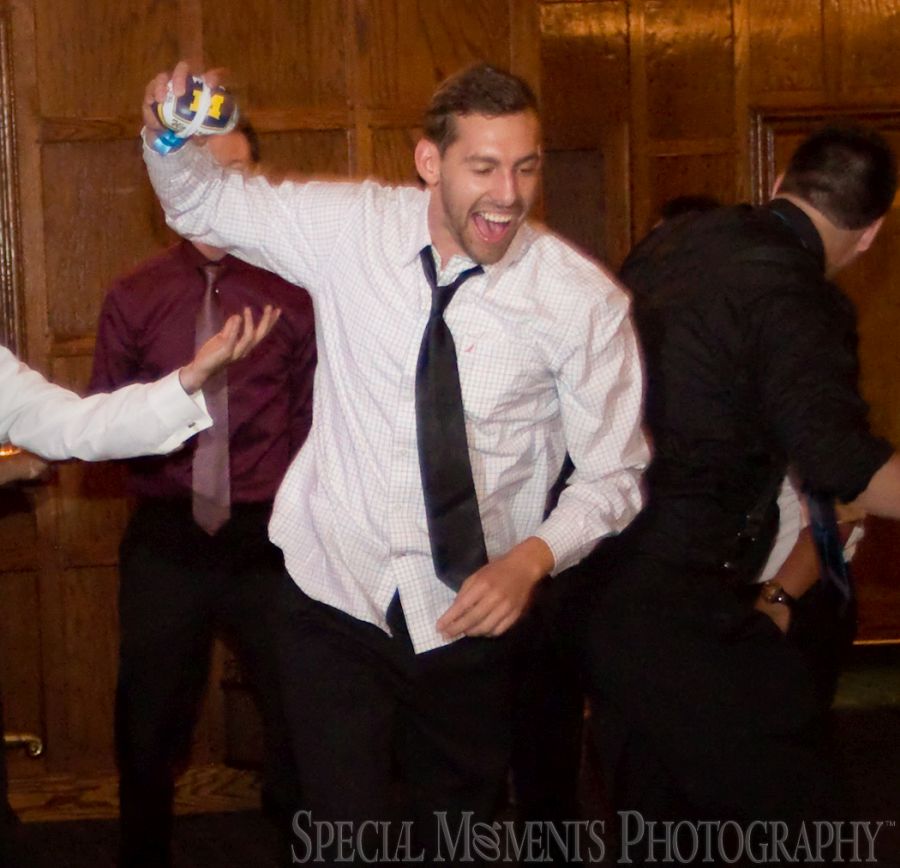 Indianwood Golf Country Club Lake Orion MI wedding photograph