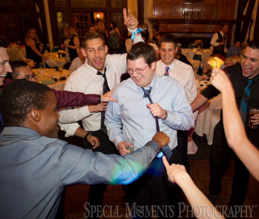 Indianwood Golf Country Club Lake Orion MI wedding photograph