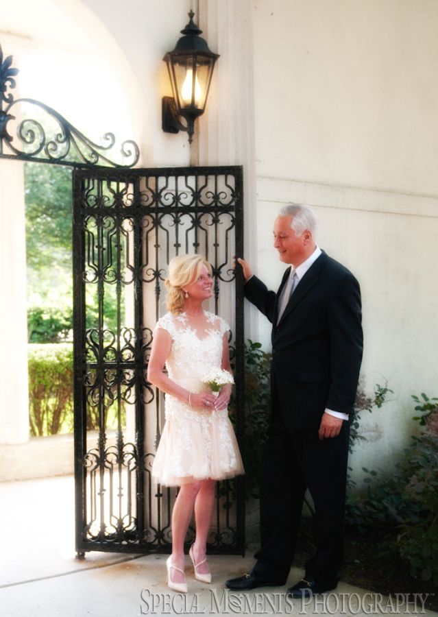 Grosse Pointe War Memorial Grosse Pointe Farms MI wedding photography