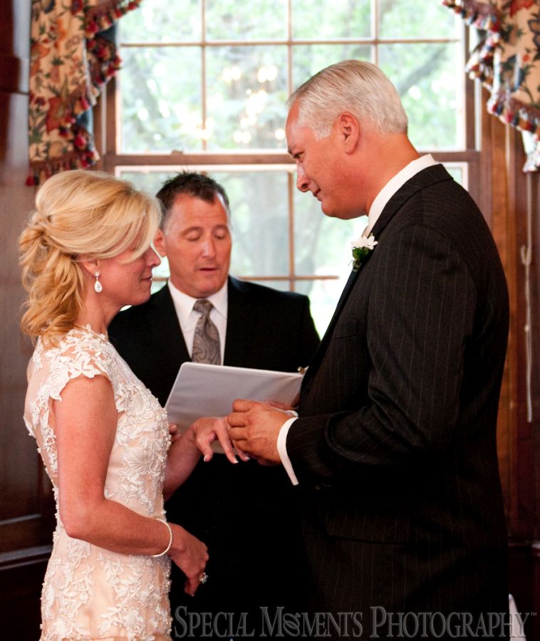 Grosse Pointe War Memorial Grosse Pointe Farms MI wedding photography