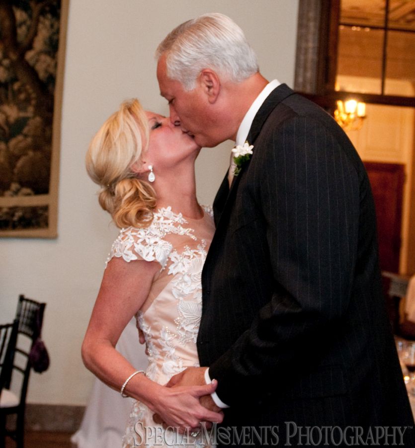 Grosse Pointe War Memorial Grosse Pointe Farms MI wedding photography