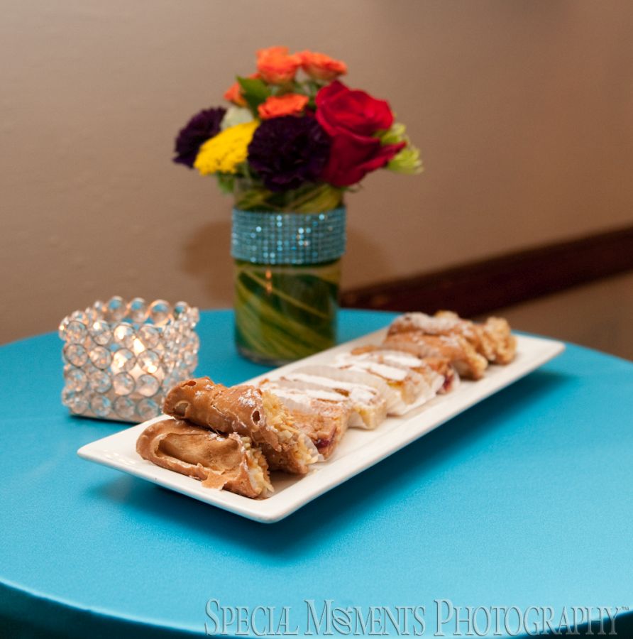 Grosse Pointe War Memorial Grosse Pointe Farms MI wedding photography