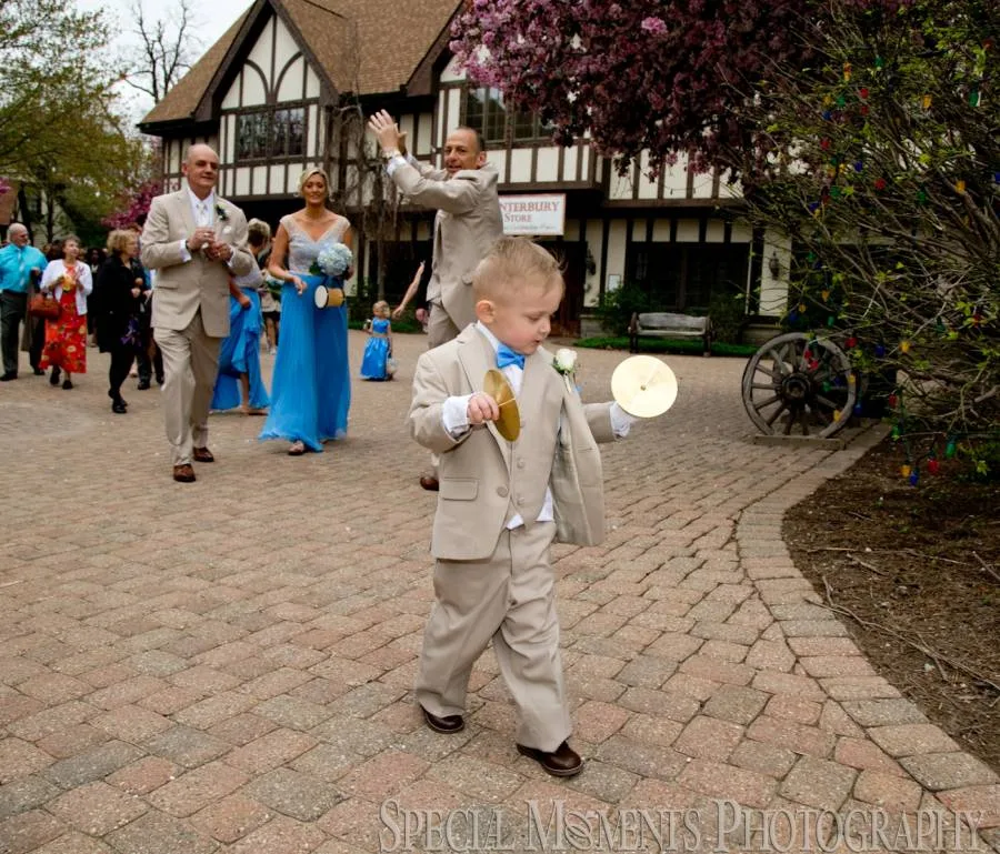 Canterbury Castle Lake Orion MI LGBTQ wedding photograph