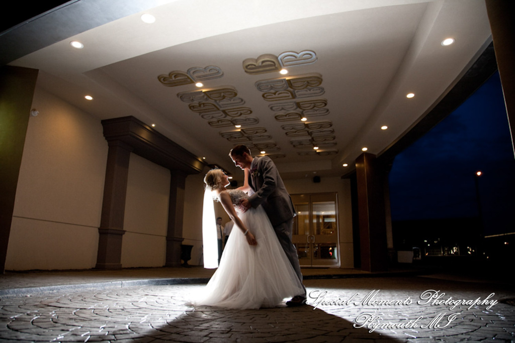 5 Star - Emily & Sean at The Bentley Banquet Center Wyandotte MI wedding photography