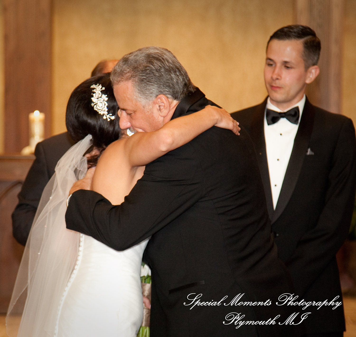 Leah & Caleb at His Church Anglican Church Livonia MI wedding photography