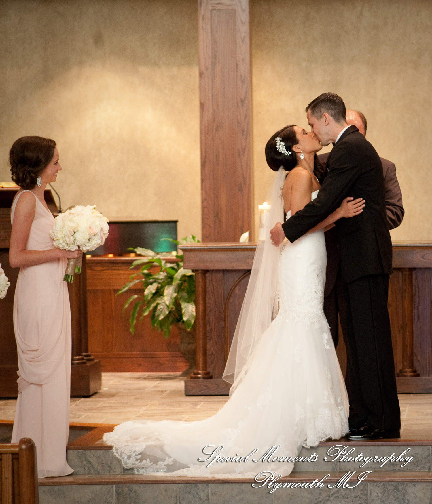 Leah & Caleb at His Church Anglican Church Livonia MI wedding photography