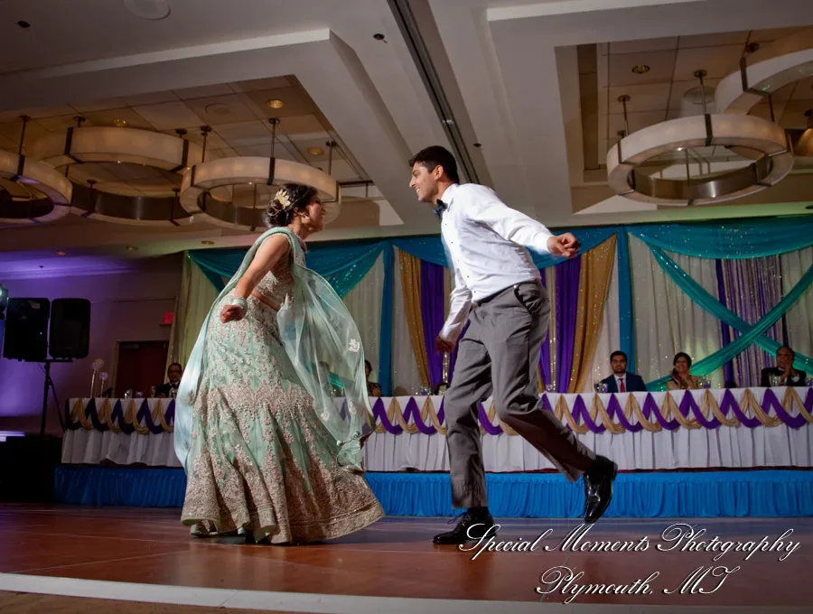 Sheraton Inn Novi MI wedding photograph