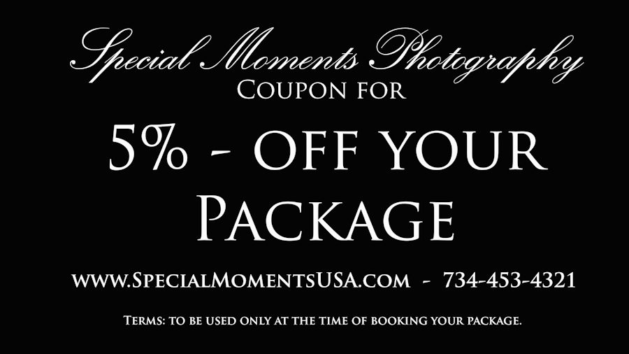 Special moments Photography wedding photograph coupon 5% off package booking.