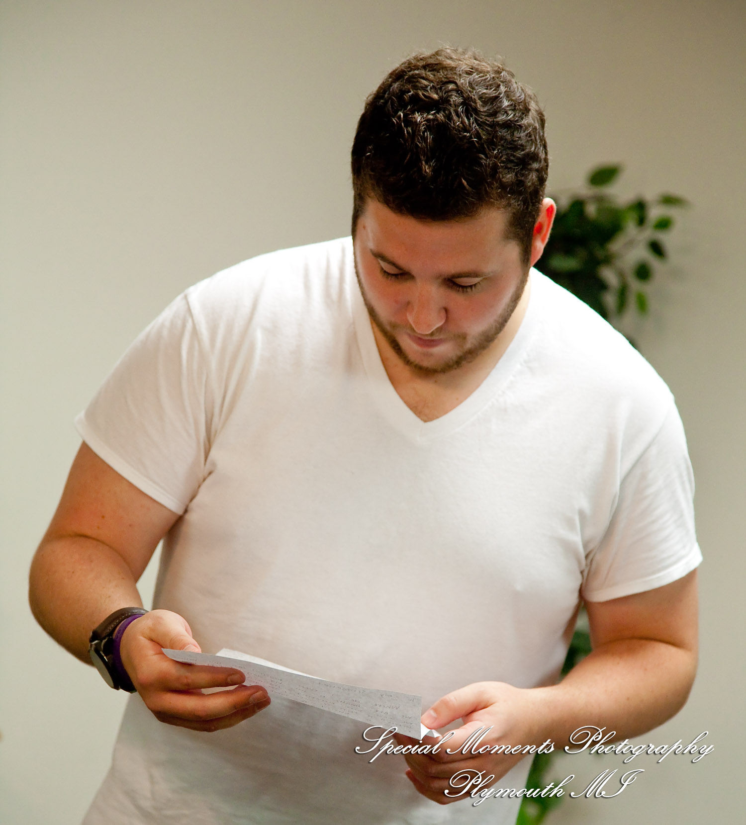 Leanne & Daniel at Christ the King Lutheran Southgate MI wedding photograph