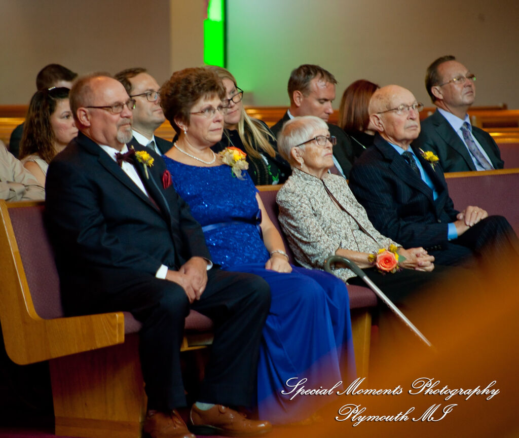 Leanne & Daniel at Christ the King Lutheran Southgate MI wedding photograph