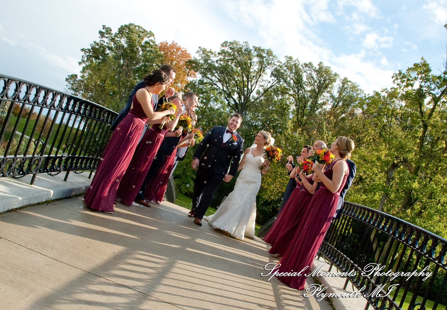 Leanne & Daniel at Elizabeth Park Trenton MI wedding photograph
