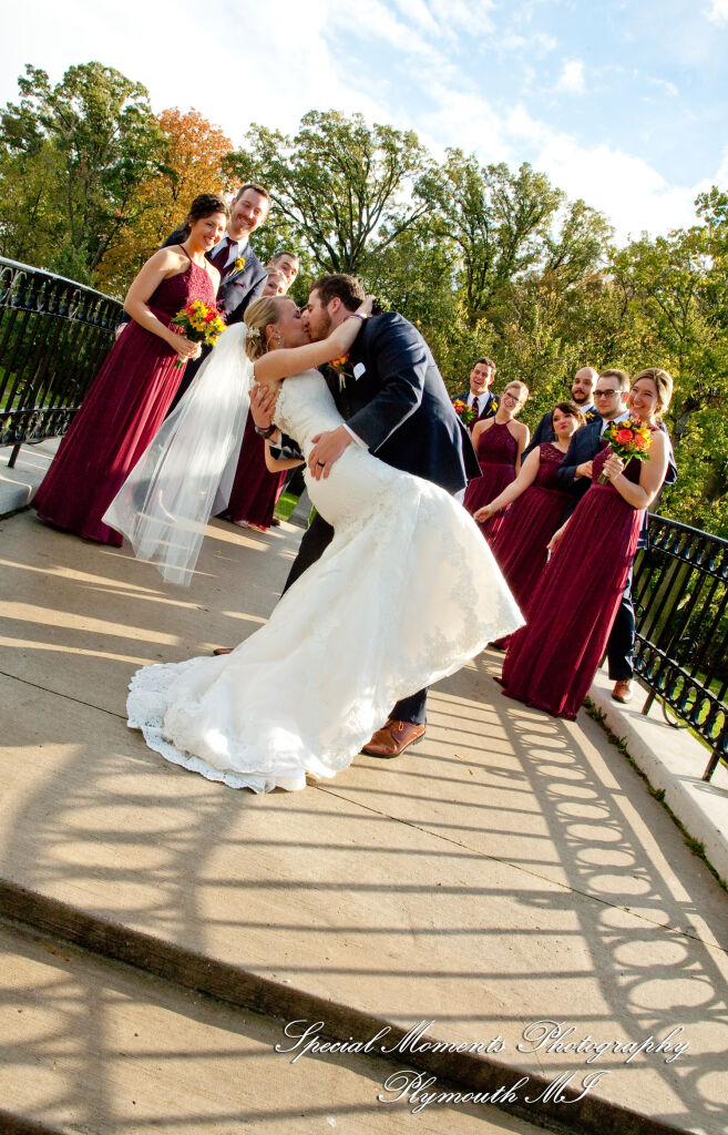 Leanne & Daniel at Elizabeth Park Trenton MI wedding photograph