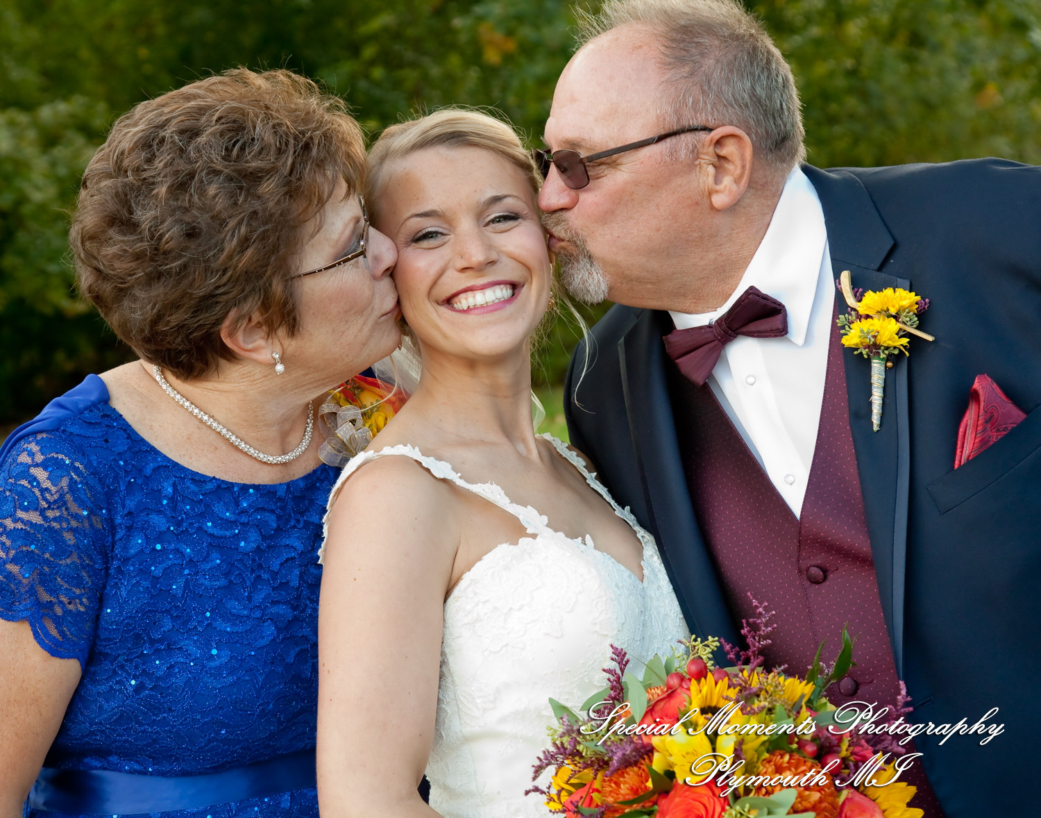 Leanne & Daniel at Elizabeth Park Trenton MI wedding photograph