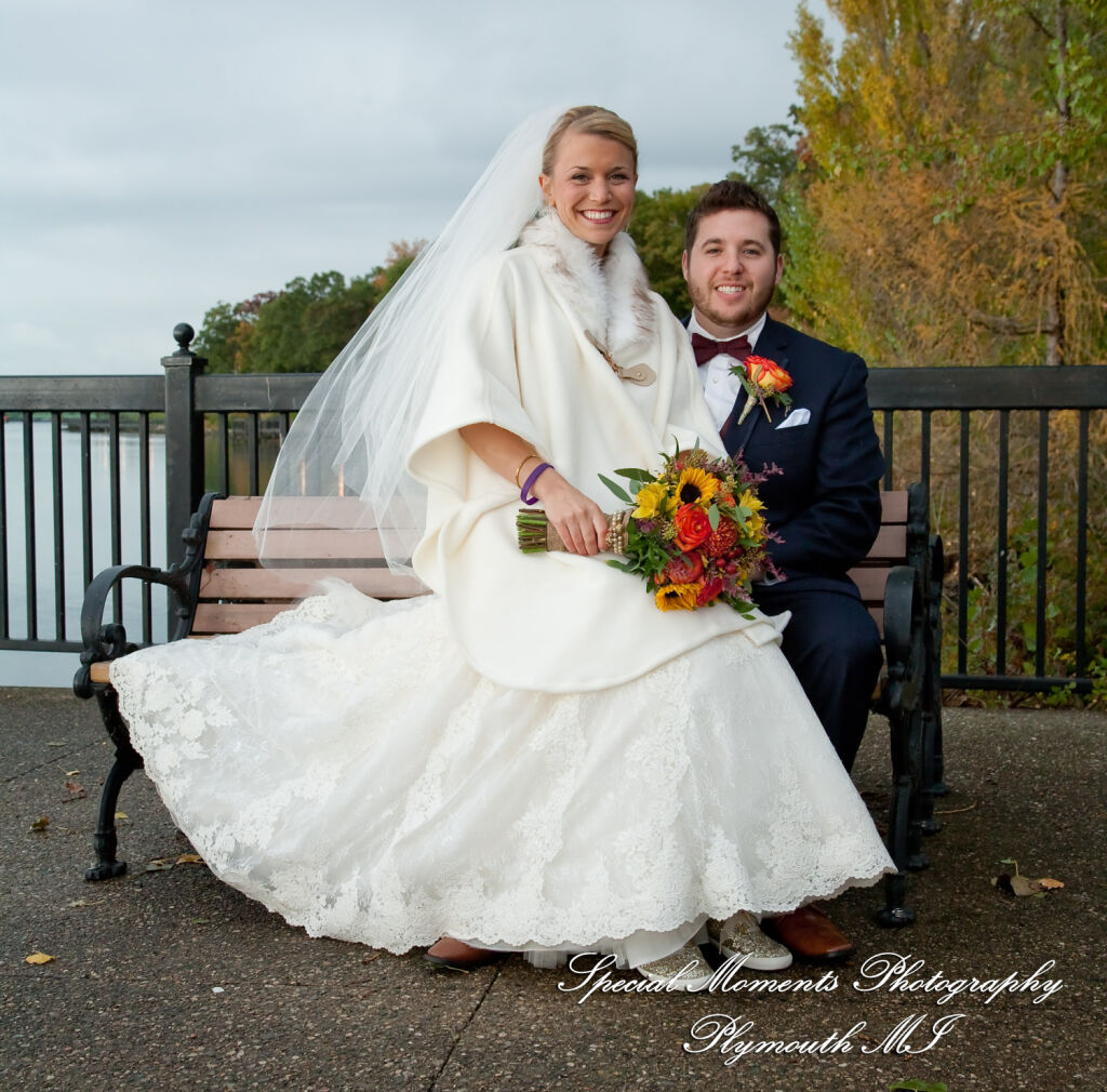 Leanne & Daniel at Elizabeth Park Trenton MI wedding photograph