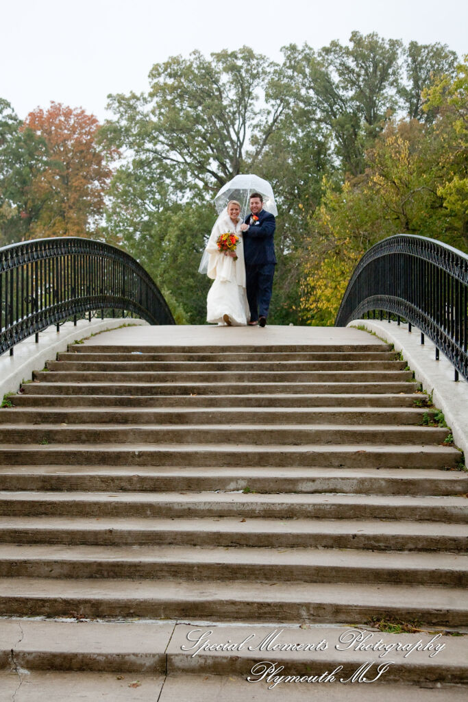 Leanne & Daniel at Elizabeth Park Trenton MI wedding photograph